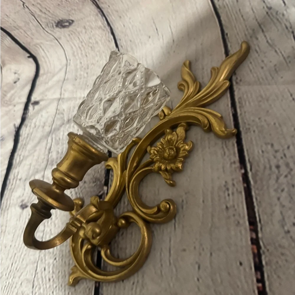 Syroco VTG Wall Sconce with Glass Holder - Picture 2 of 8